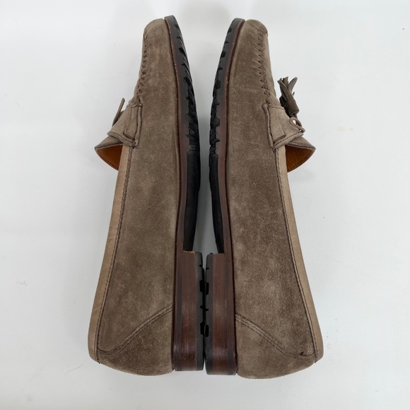 Salvatore Ferragamo Brown Suede Loafers with Tassels display picture 3